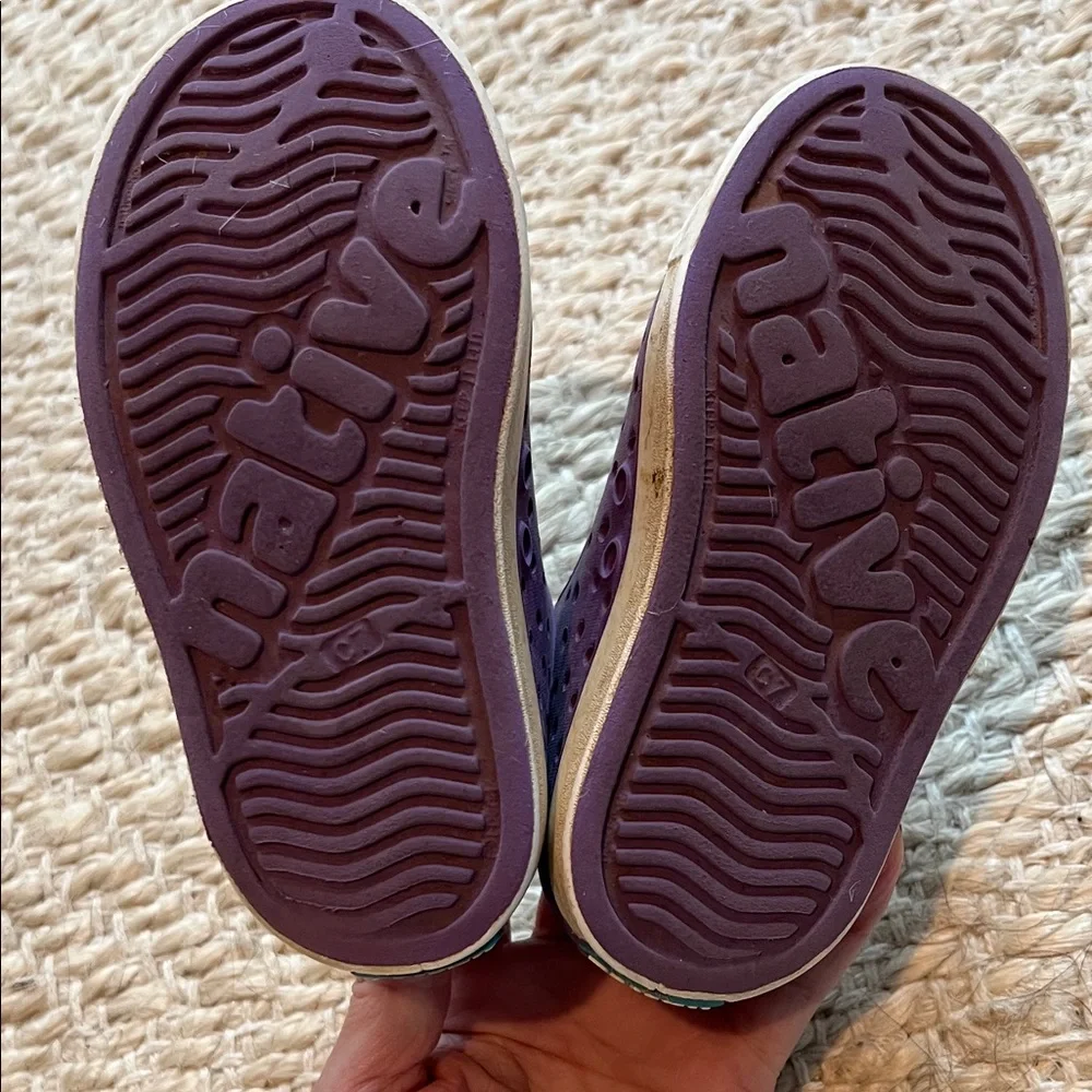 Native Kids Purple Slip-On Shoes with Glow in the Dark Toes